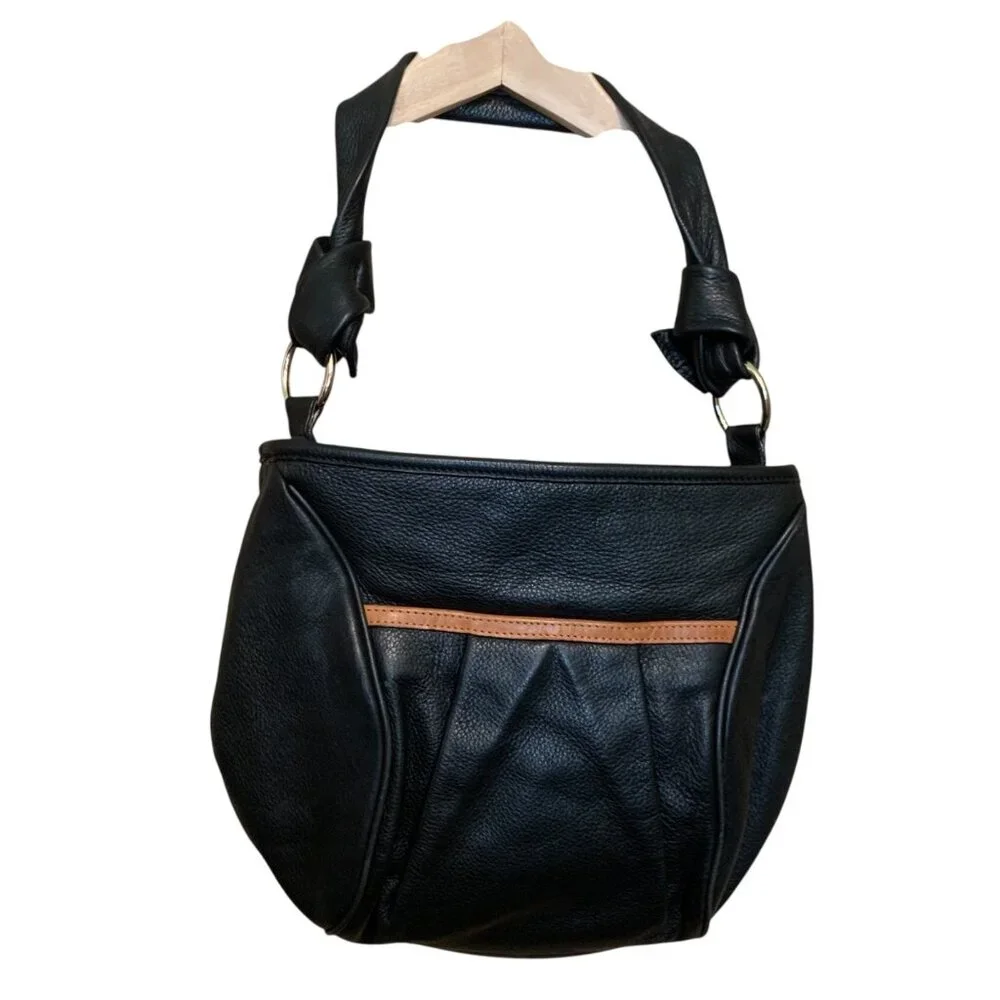 Tre Vero sophisticated leather